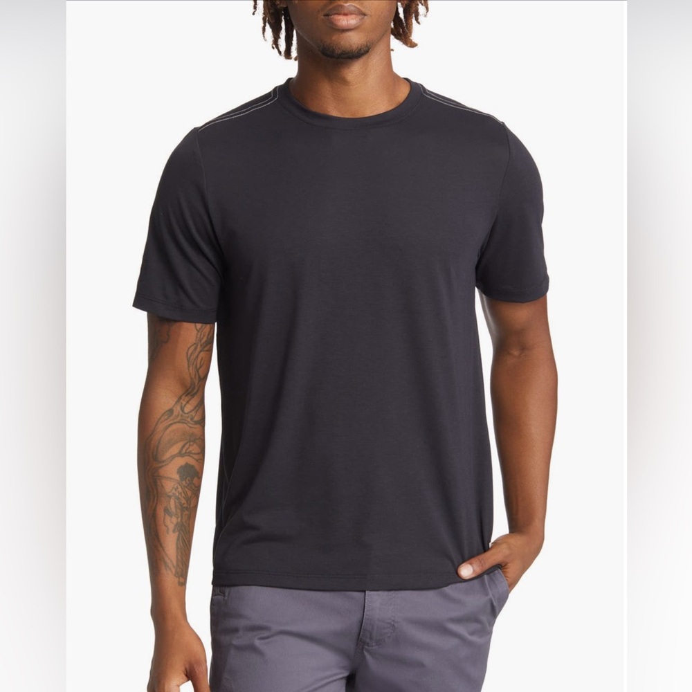 Vuori Men’s “Current Tech” Tee (M) *BESTSELLER*